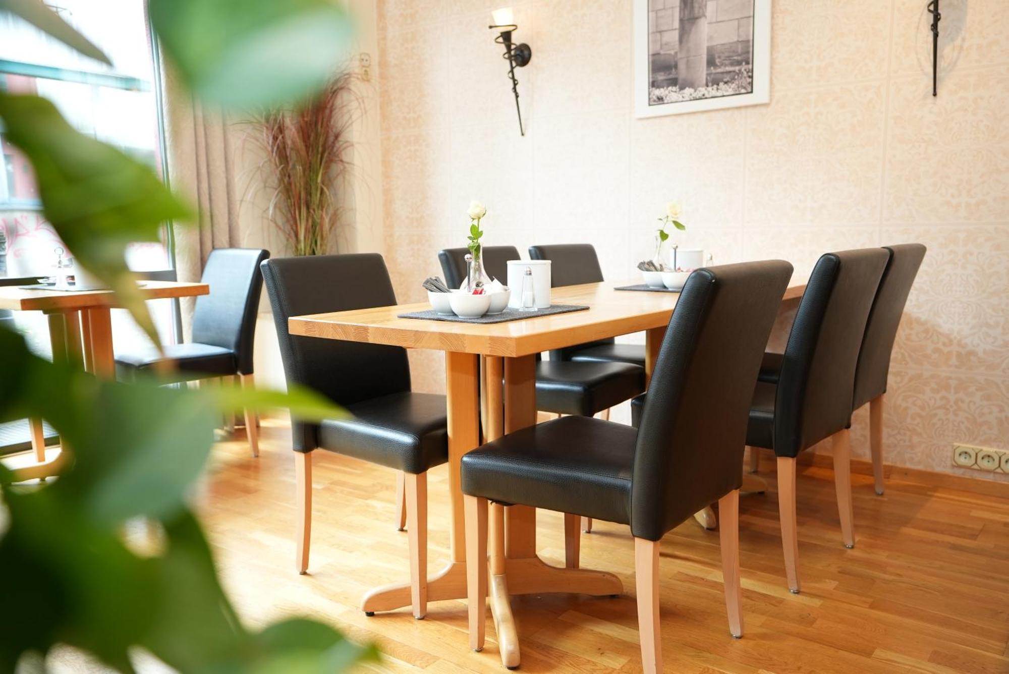Uno Hotel Posthof Зарлуї Екстер'єр фото