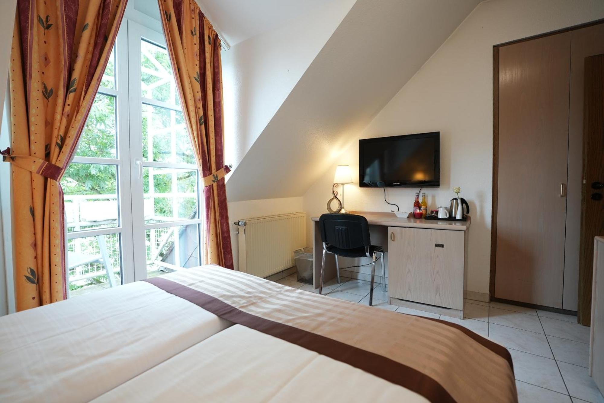 Uno Hotel Posthof Зарлуї Екстер'єр фото